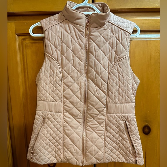 Guess rose gold quilted vest - Picture 2 of 7